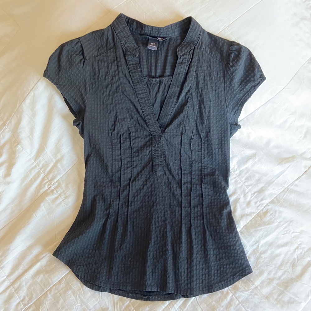 H&M women’s blouse